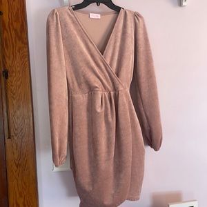 Pink Lily velvet dress, size small